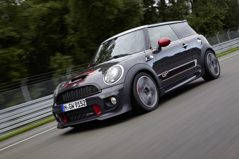 Mini Hatch (R56) Cooper 1.6 i 16V (120 Hp)